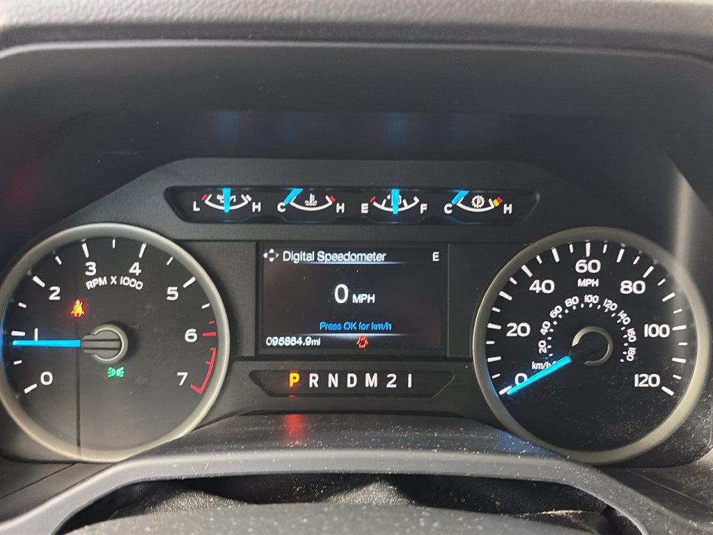 Used 2015 Ford F150 XLT w/ Equipment Group 302A Luxury AWD/4WD image 15