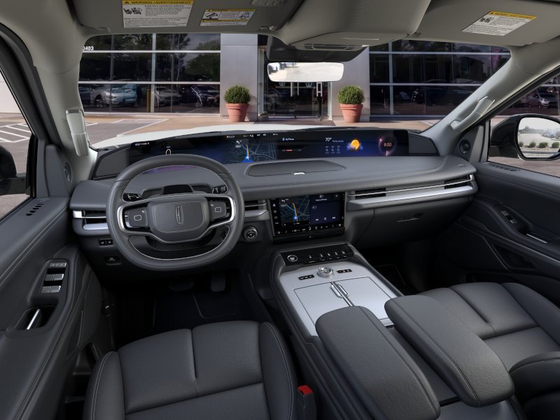 New 2026 Lincoln Navigator L Premier AWD/4WD image 9