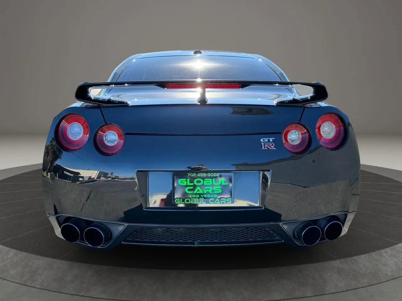 Used 2010 Nissan GT-R Premium image 6