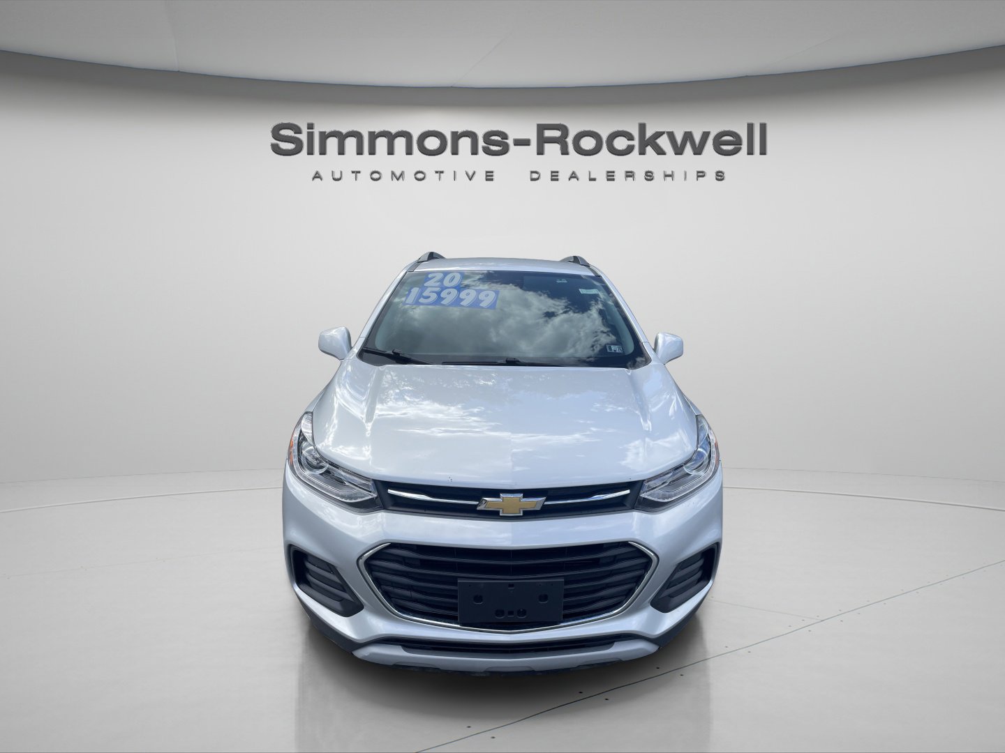 Used 2020 Chevrolet Trax LT w/ LT Convenience Package image 2