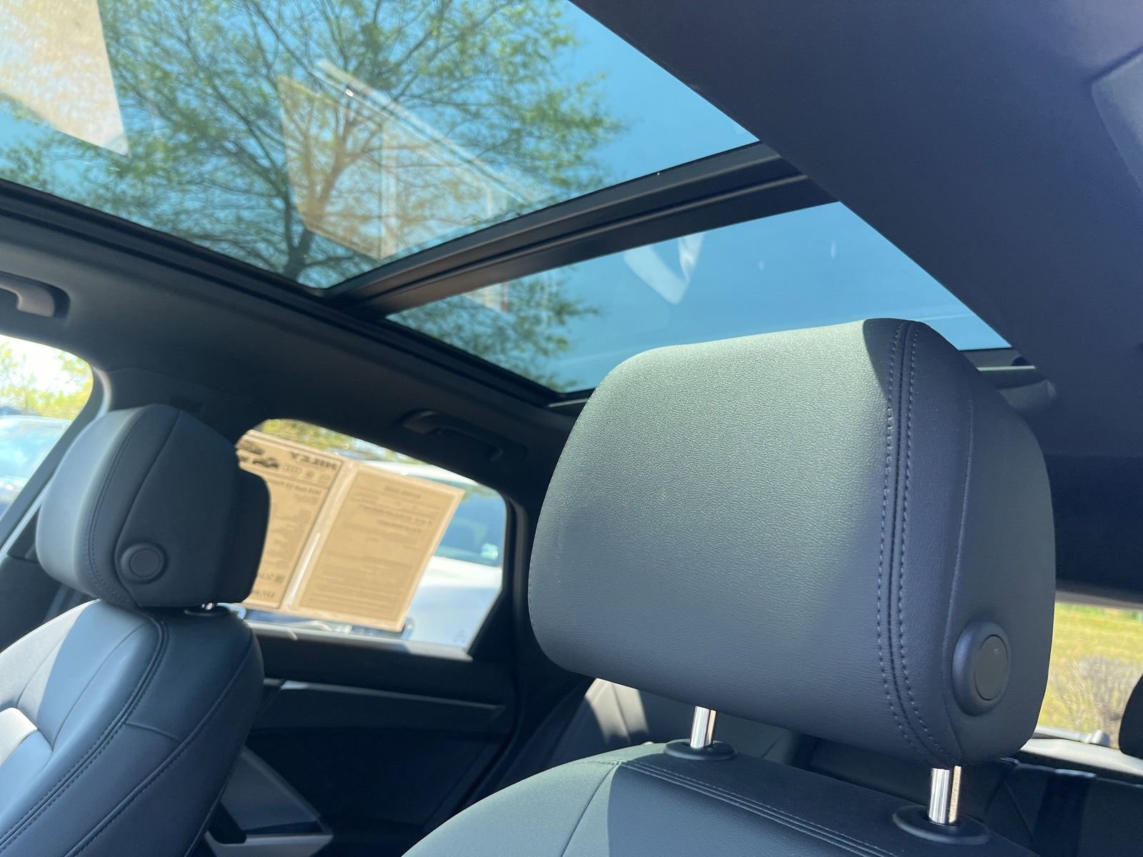 Used 2025 Audi Q3 2.0T Premium w/ Convenience Package image 36