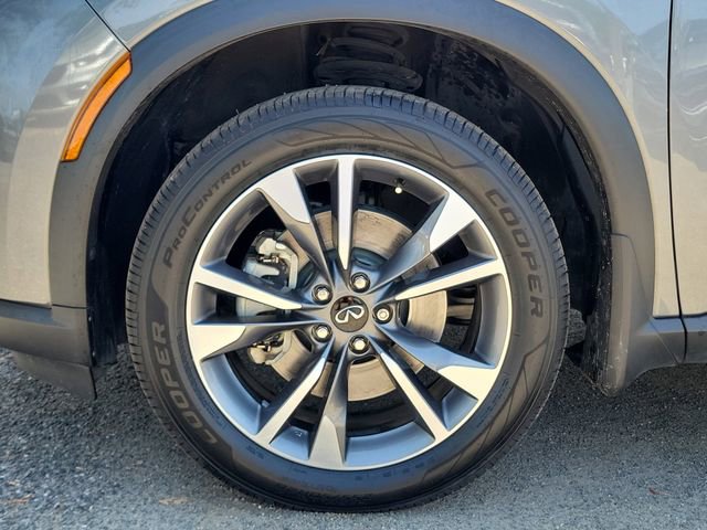Used 2023 INFINITI QX60 Luxe w/ Performance Audio Package image 6