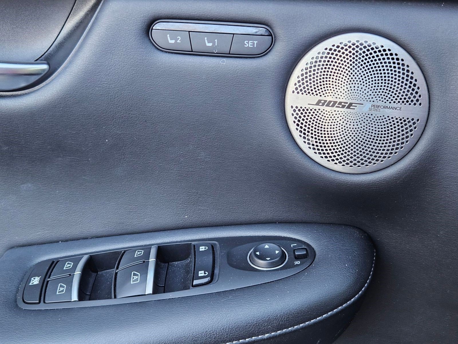 Used 2019 INFINITI QX50 Essential w/ Premium Heat Package image 14