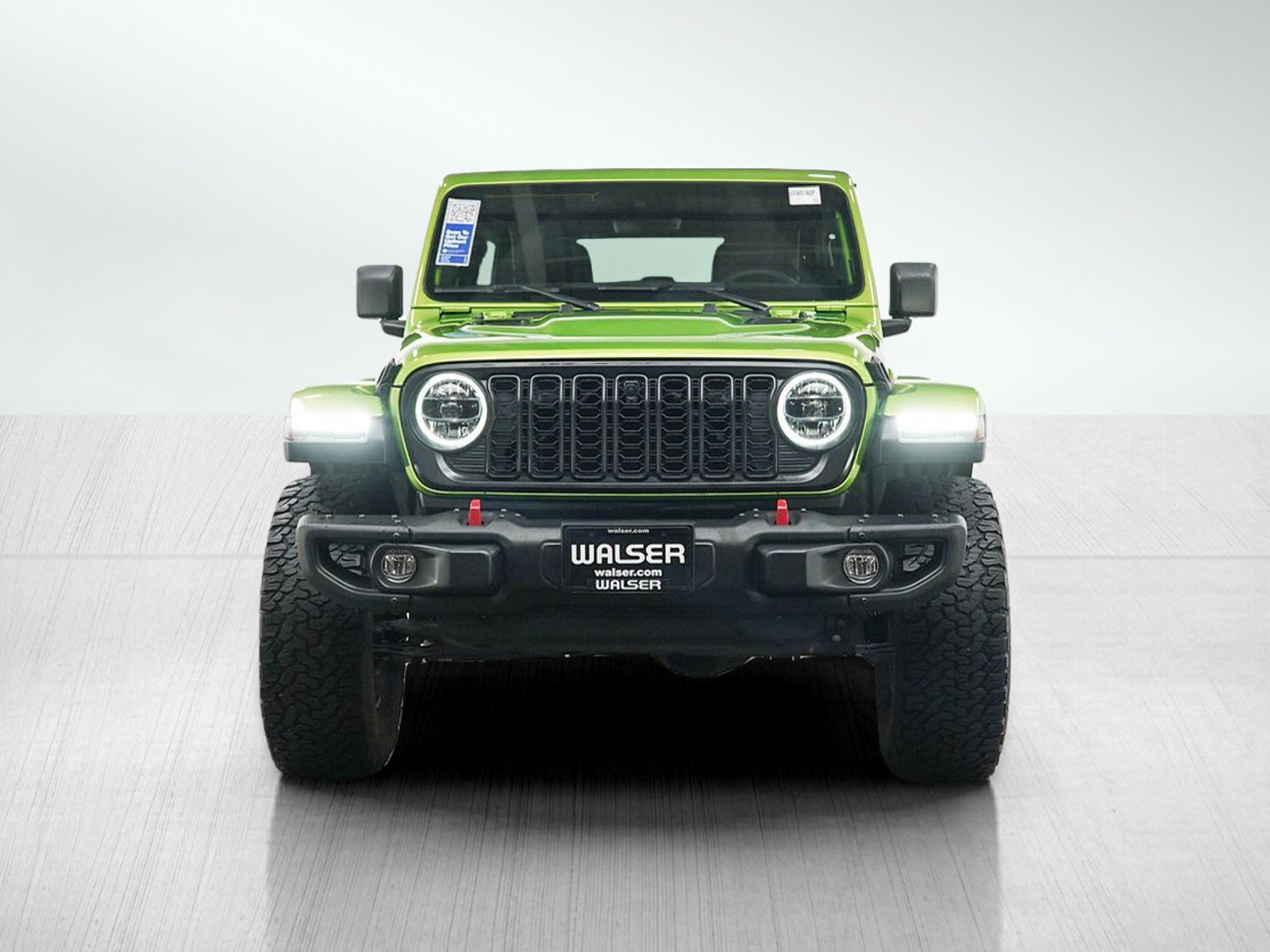 Used 2025 Jeep Wrangler Unlimited Rubicon w/ XTREMEE 35" Tire Package AWD/4WD image 8