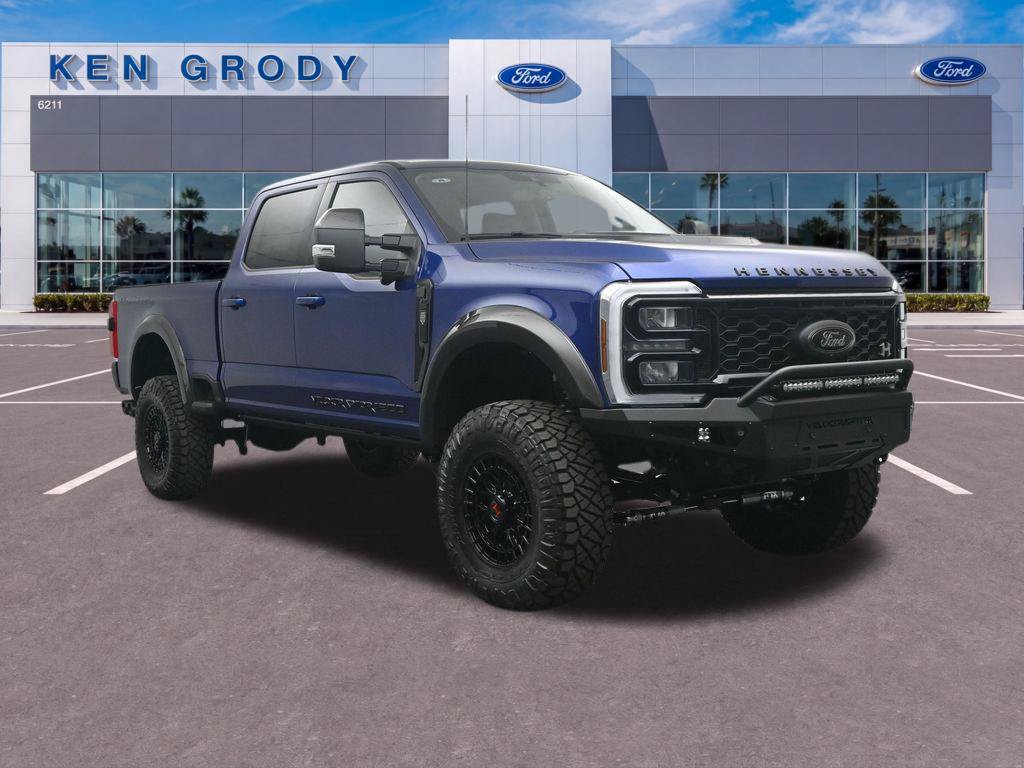 New 2026 Ford F250 Lariat w/ Black Appearance Package AWD/4WD 360° Tour