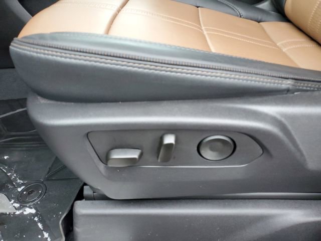 Used 2025 Chevrolet Silverado 2500 High Country w/ High Country Premium Package image 7