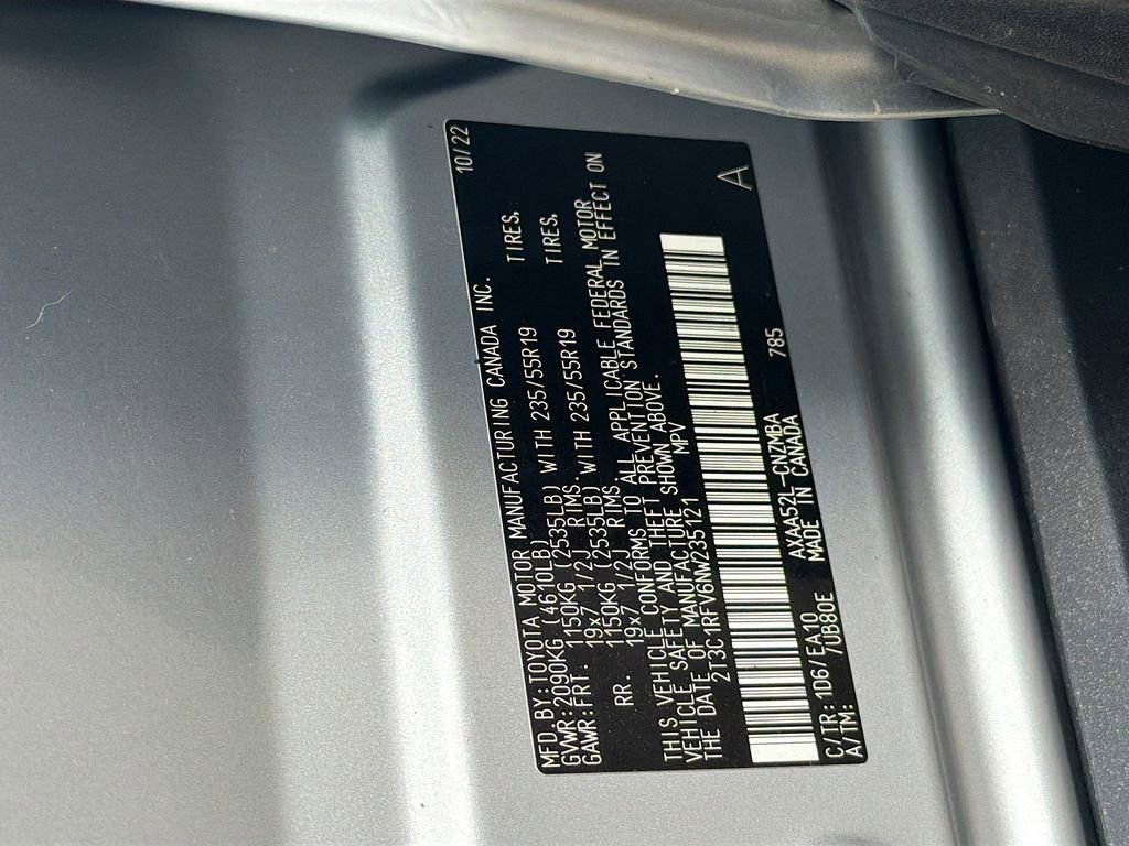 Used 2022 Toyota RAV4 XLE Premium image 31