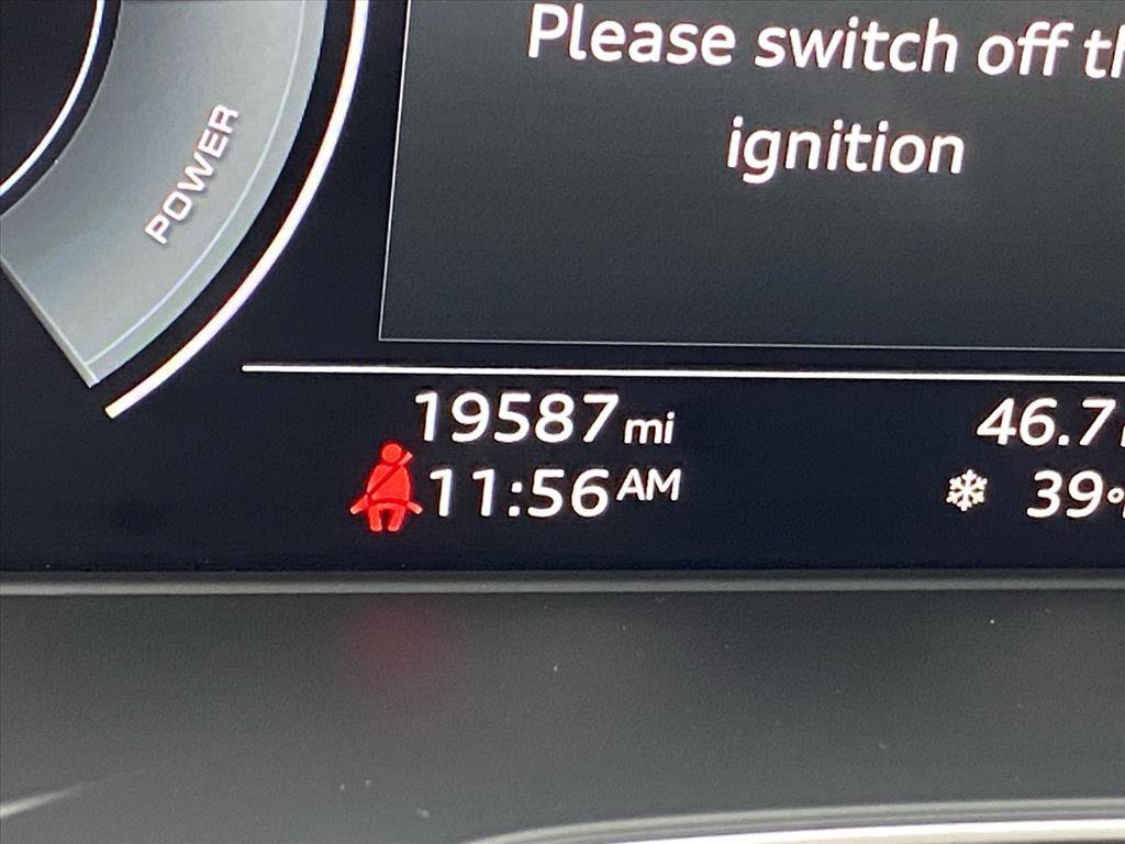 Used 2024 Audi Q5 e Premium Plus w/ Premium Plus Package image 15