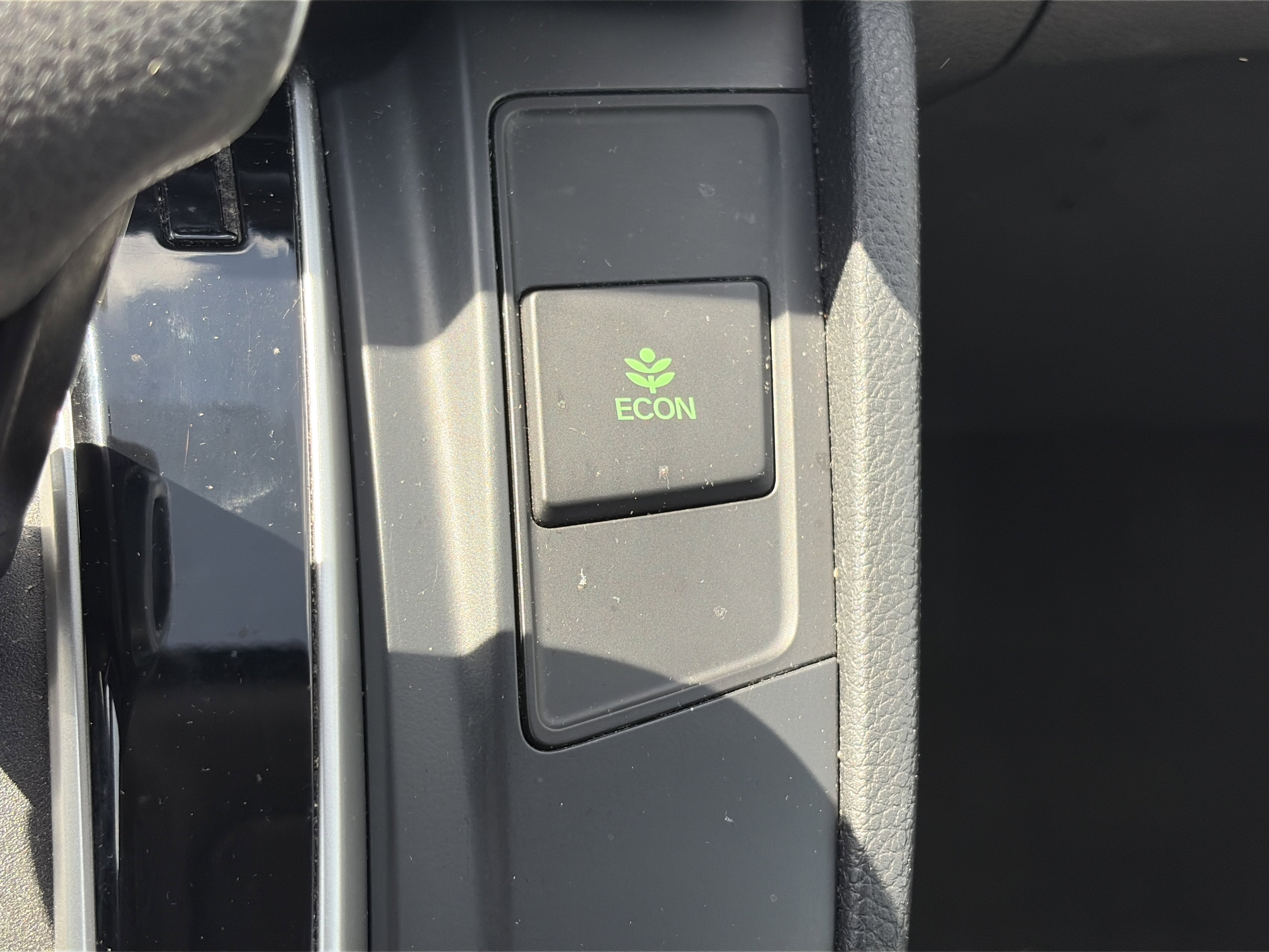 Used 2017 Honda CR-V LX image 31