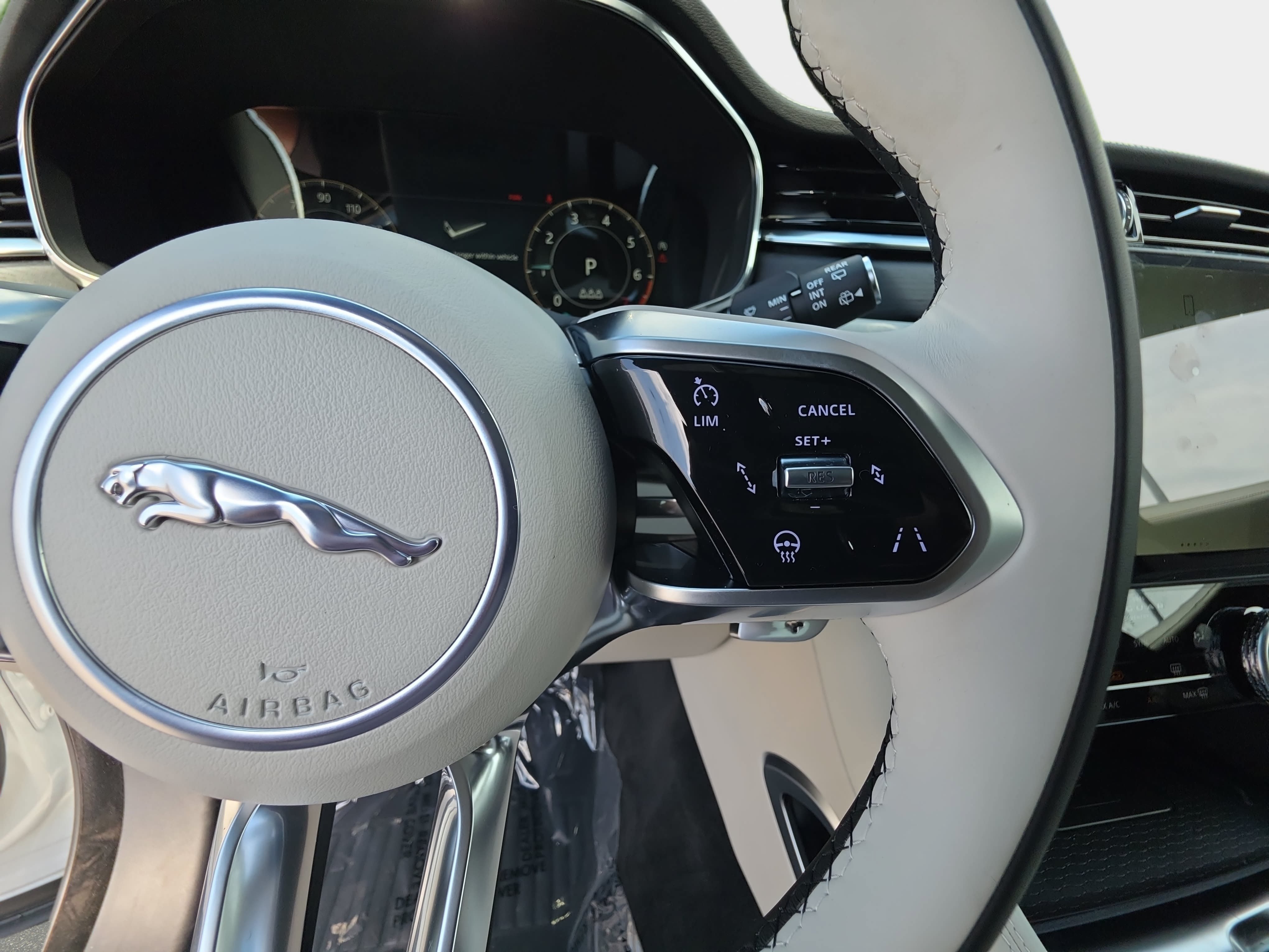 New 2026 Jaguar F-PACE R-Dynamic S AWD/4WD image 18