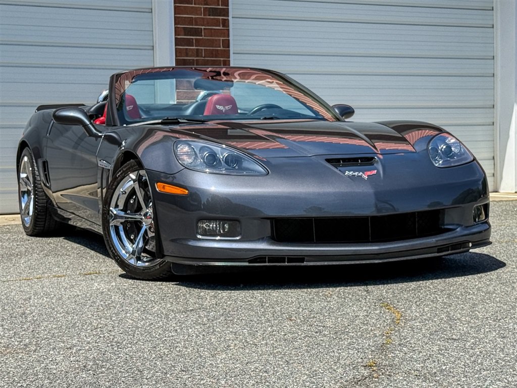 Used 2012 Chevrolet Corvette Grand Sport w/ 3LT Preferred Equipment Group RWD image 33