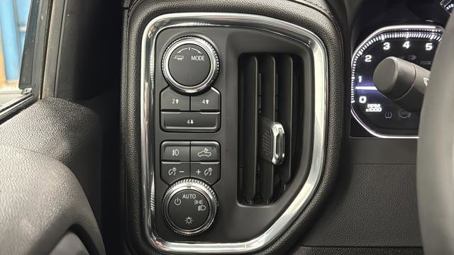 Used 2023 GMC Sierra 2500 SLE w/ SLE Convenience Package AWD/4WD image 40