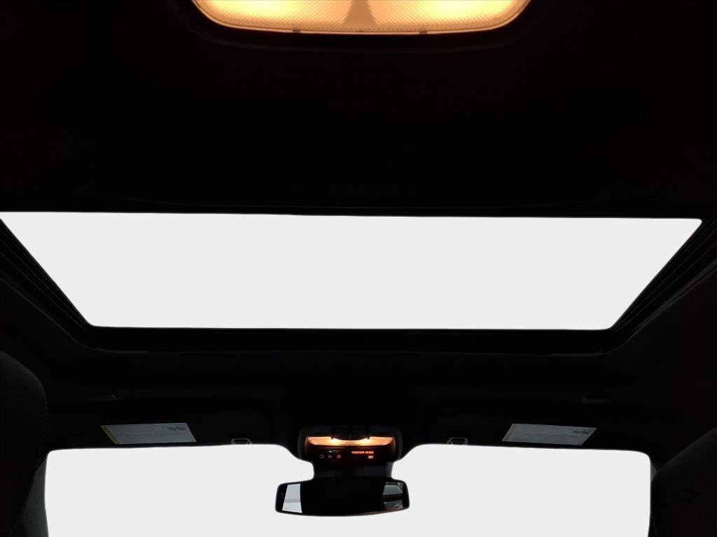 Used 2024 GMC Canyon Elevation w/ Convenience Package image 11