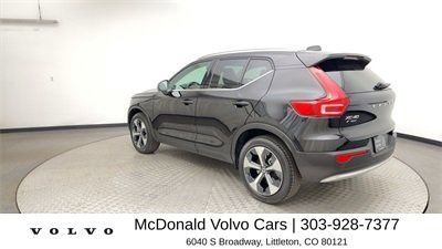 New 2025 Volvo XC40 B5 Core w/ Protection Package Premier AWD/4WD image 4