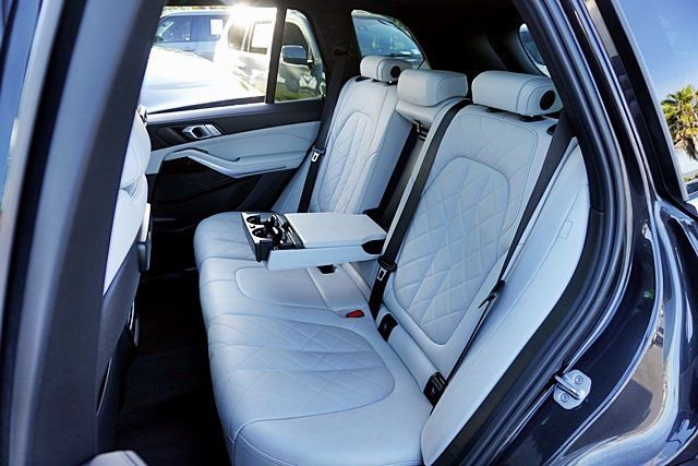 Used 2023 BMW X5 xDrive40i image 18