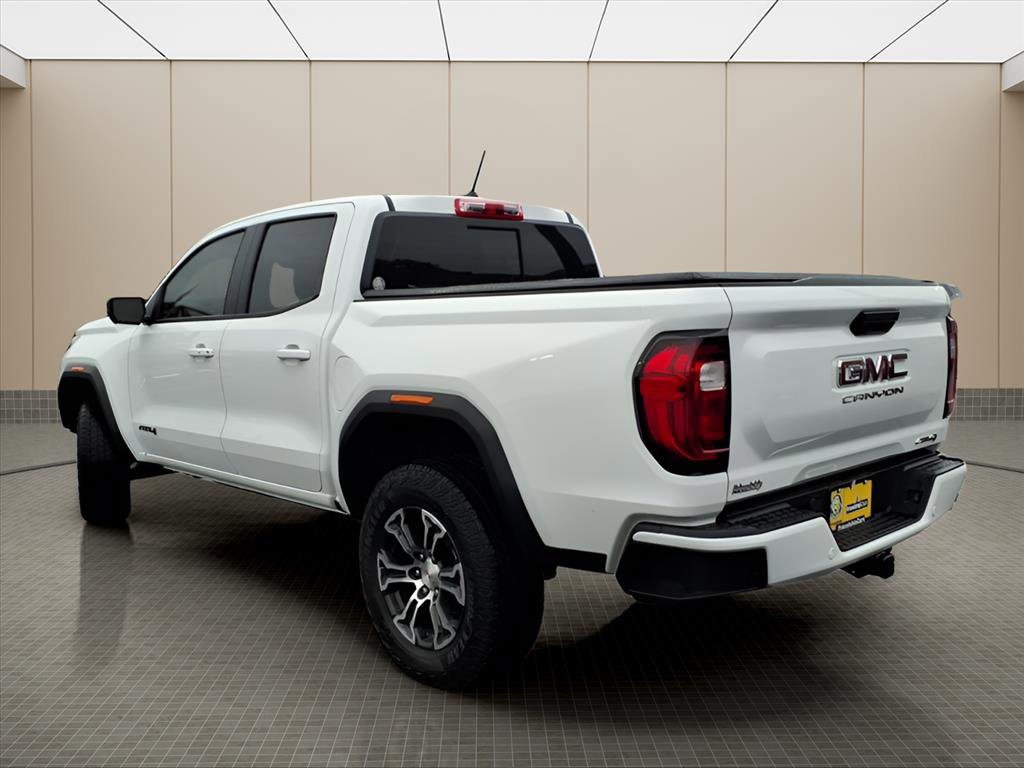 Used 2025 GMC Canyon AT4 w/ Technology Plus Package image 4