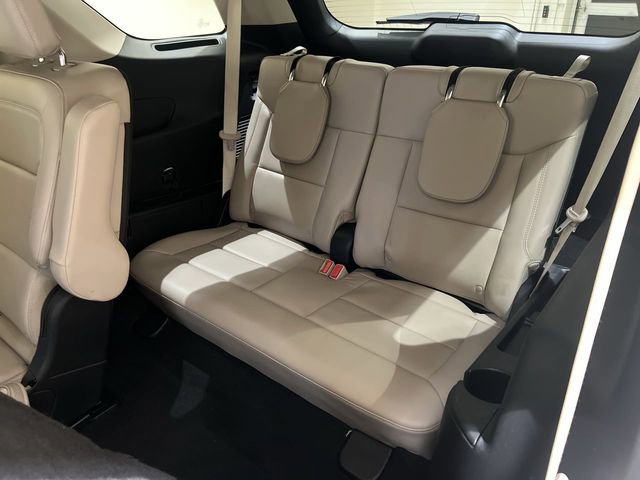Certified 2023 Ford Explorer XLT w/ Equipment Group 202A image 23