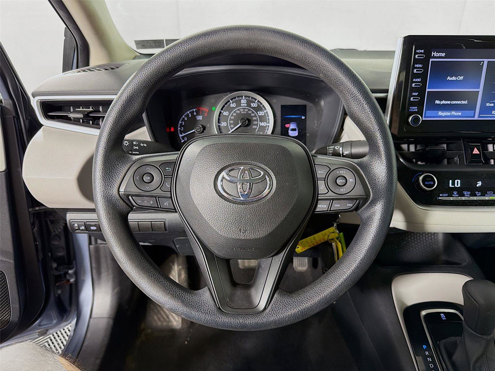 Used 2020 Toyota Corolla LE FWD image 12