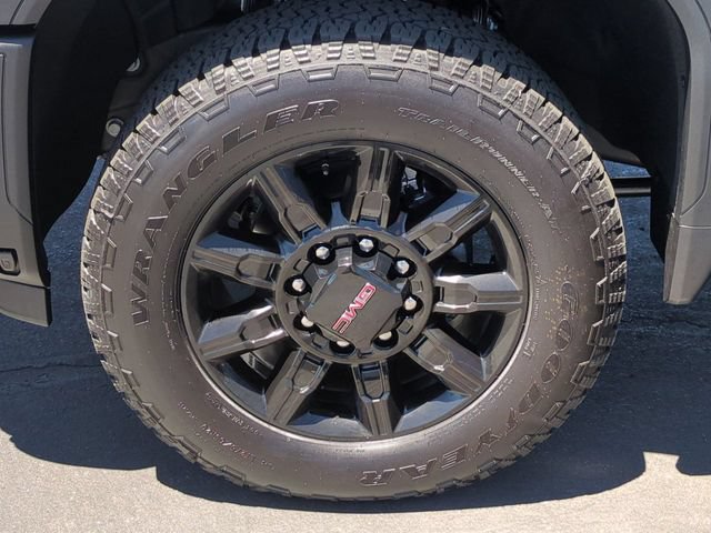 New 2026 GMC Sierra 2500 AT4 AWD/4WD image 35