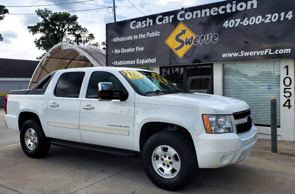 Used 2011 Chevrolet Avalanche LS RWD image 5