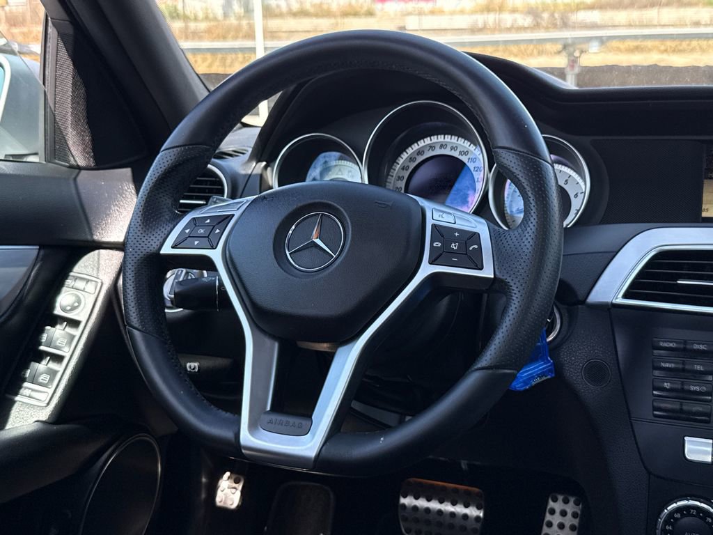 Used 2012 Mercedes-Benz C 250 Sedan image 20