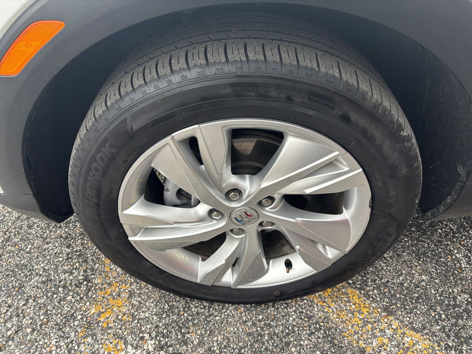 Used 2025 Buick Encore GX Preferred FWD image 29