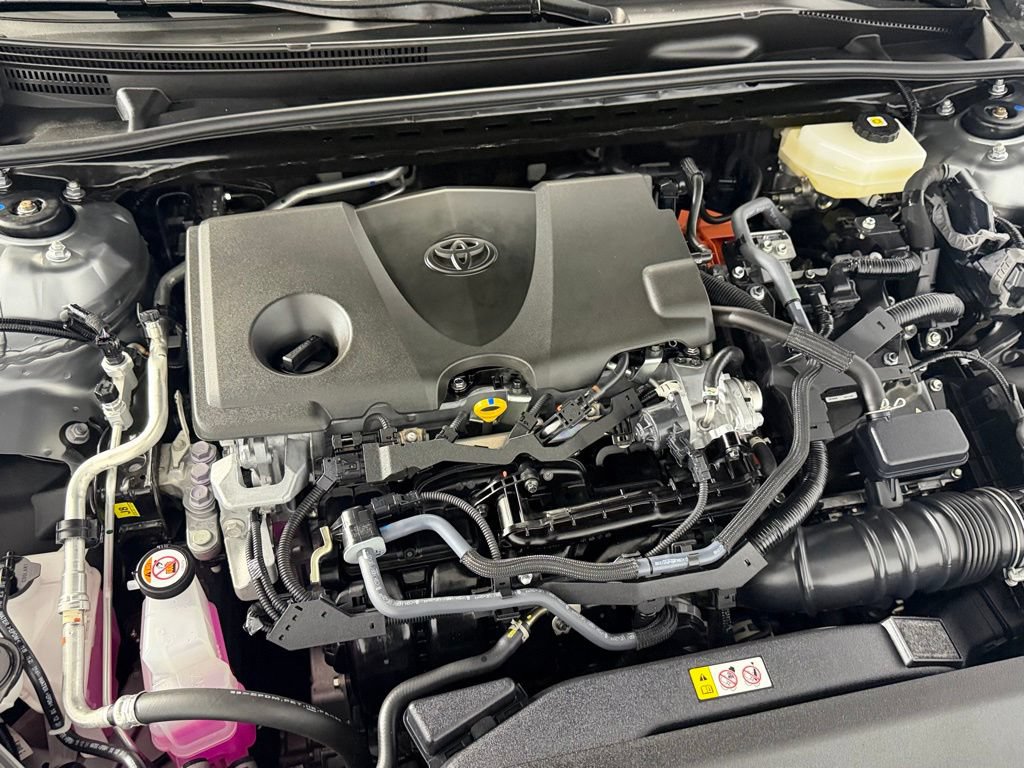 Used 2025 Toyota Camry SE w/ Convenience Package FWD image 35