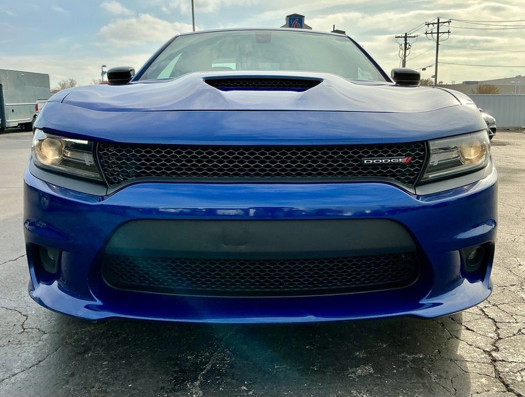 Used 2018 Dodge Charger SXT Plus w/ Blacktop Package image 9
