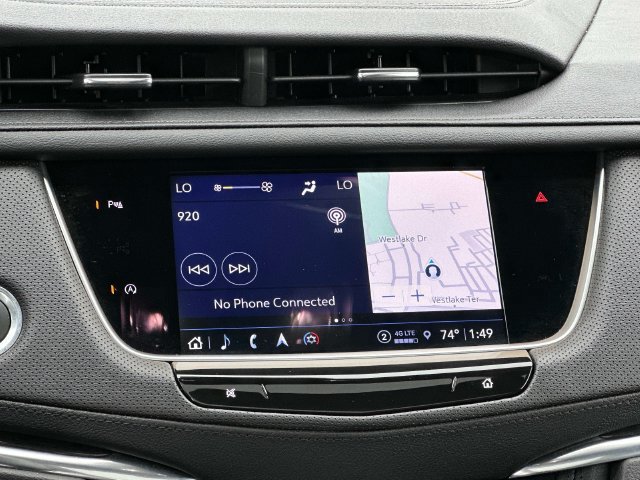 Certified 2023 Cadillac XT5 Premium Luxury AWD/4WD image 3