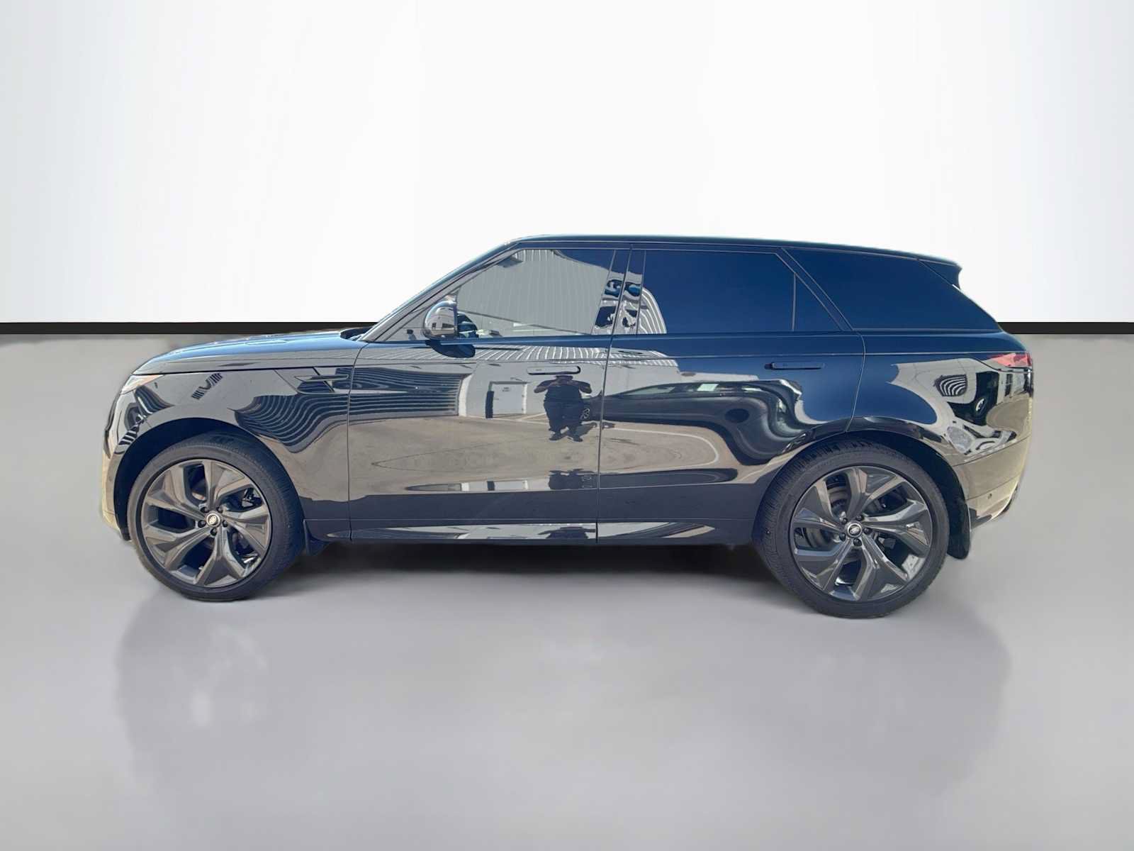Certified 2025 Land Rover Range Rover Sport Dynamic SE AWD/4WD image 5
