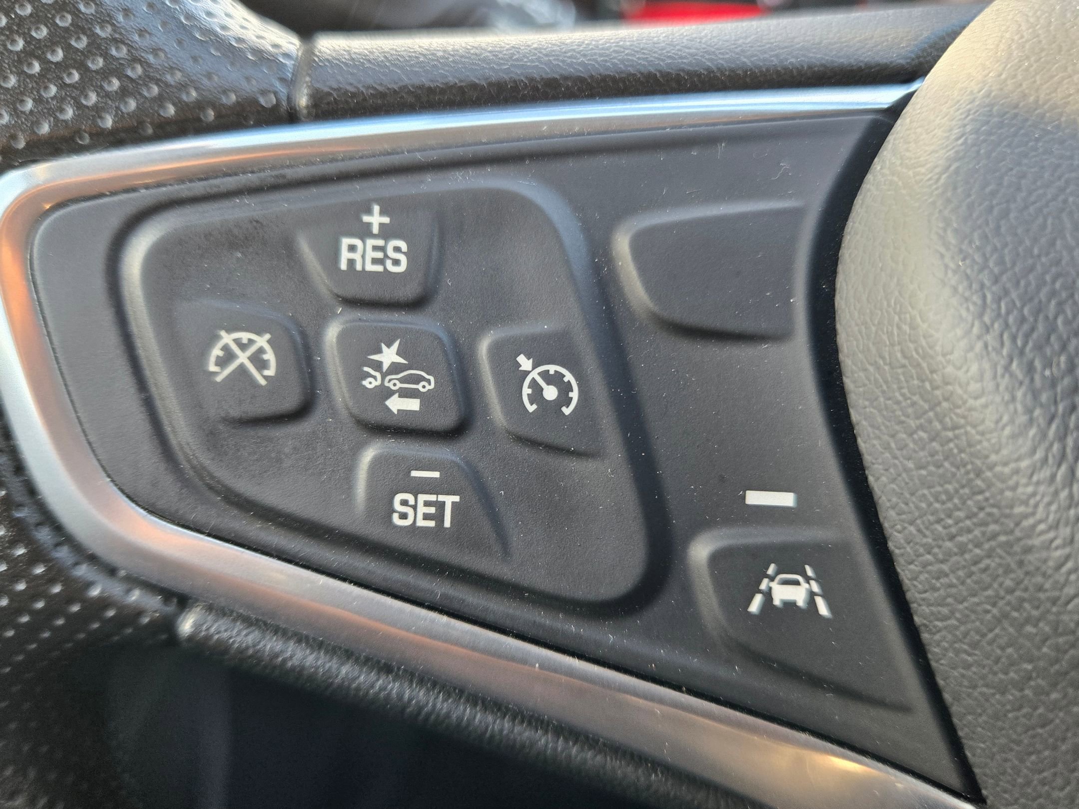 Used 2023 Chevrolet Malibu LT image 24