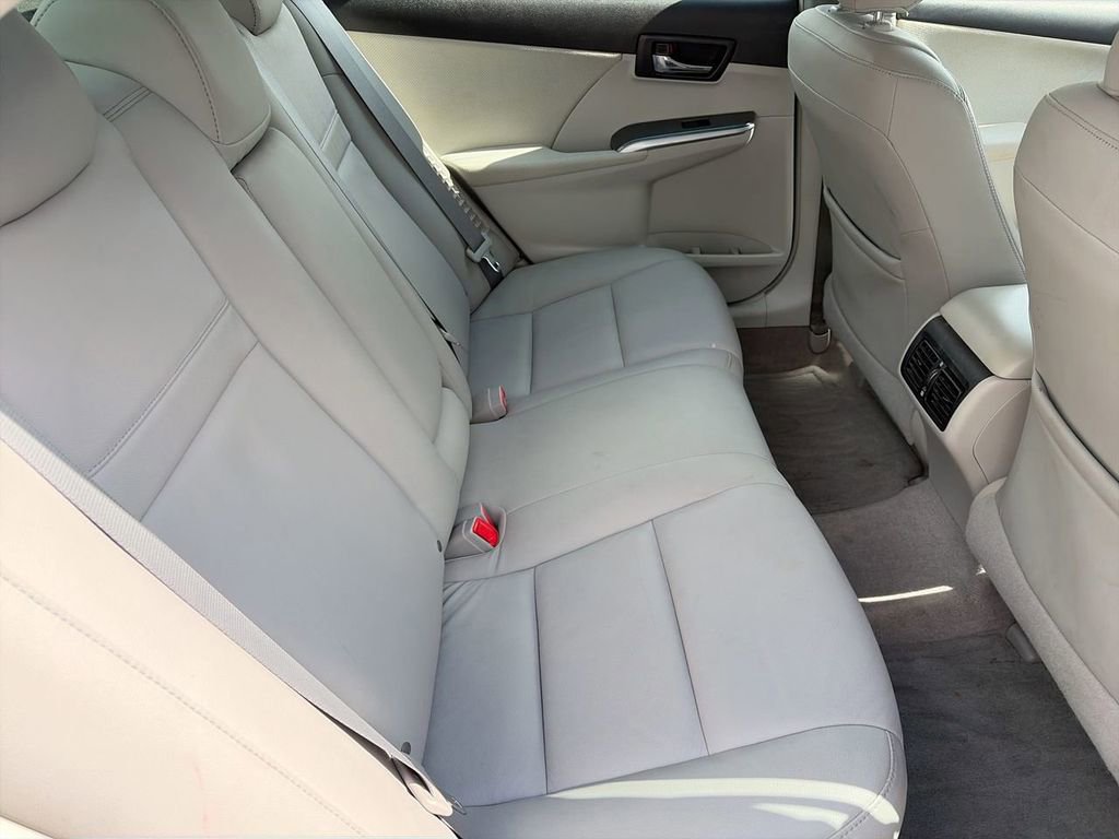 Used 2012 Toyota Camry XLE w/ Convenience Pkg FWD image 13