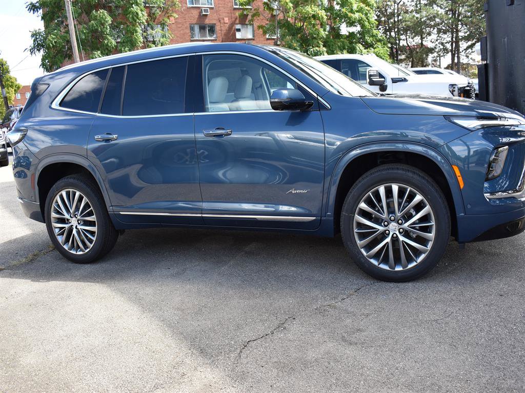 New 2026 Buick Enclave Avenir w/ Super Cruise Package image 4
