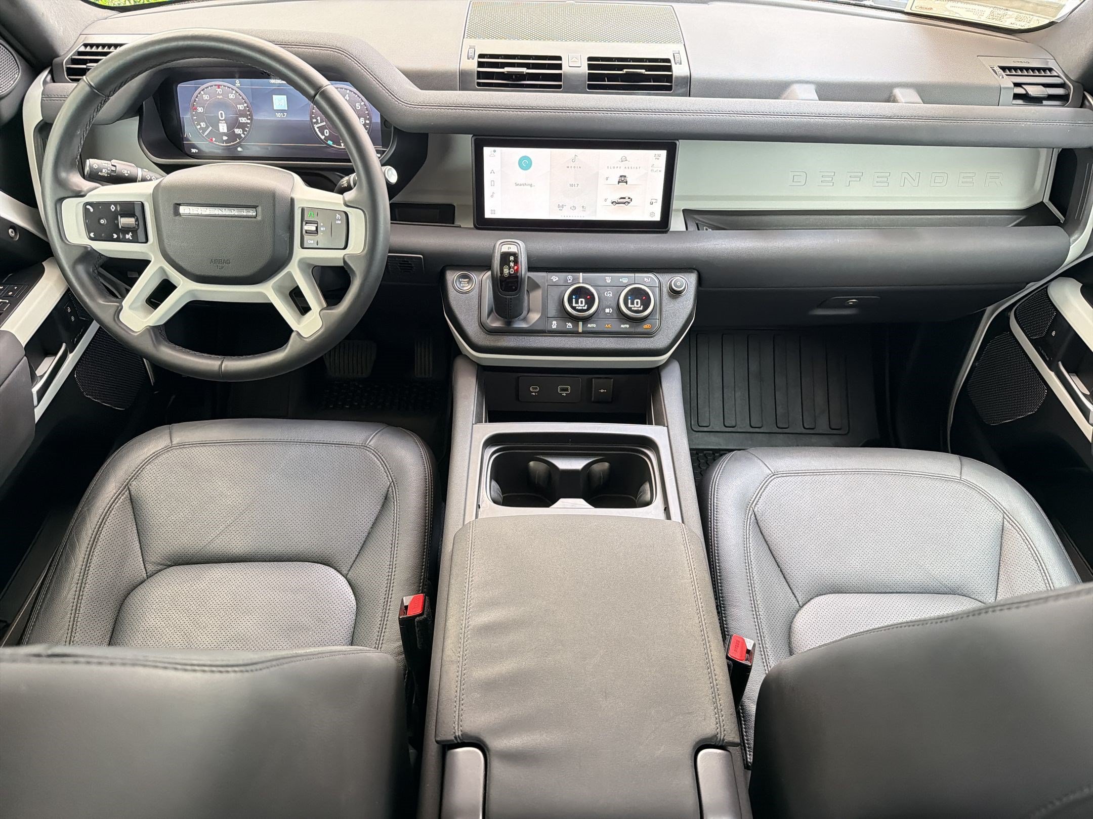 Used 2023 Land Rover Defender 90 S AWD/4WD image 16