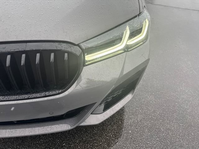 Used 2022 BMW 540i xDrive w/ Executive Package image 44