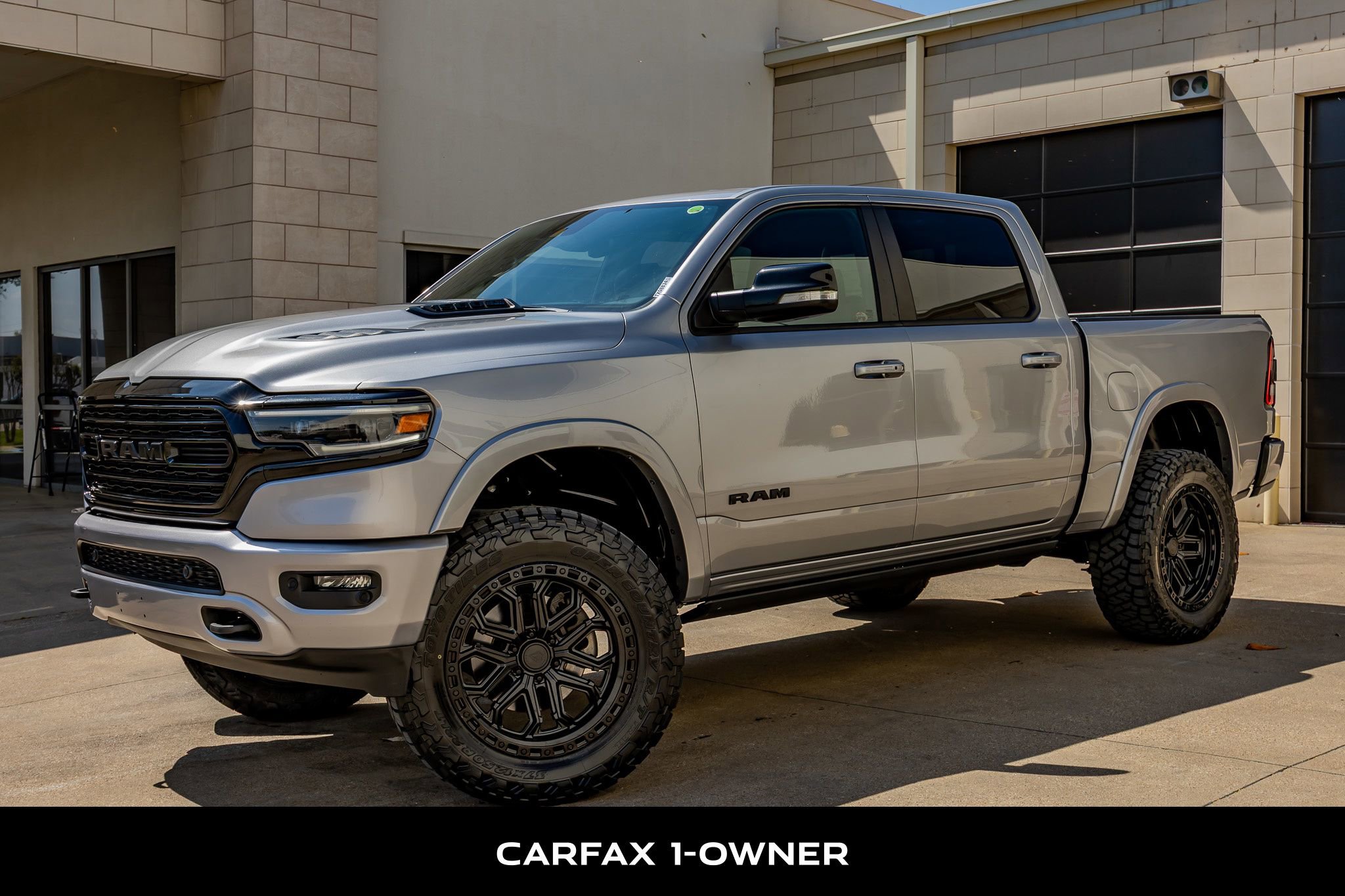 Used 2022 RAM 1500 Limited w/ Night Edition AWD/4WD image 5