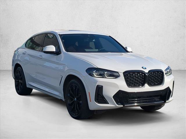 Used 2024 BMW X4 xDrive30i w/ M Sport Package AWD/4WD image 3