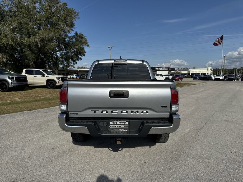 Used 2022 Toyota Tacoma TRD Off-Road image 7