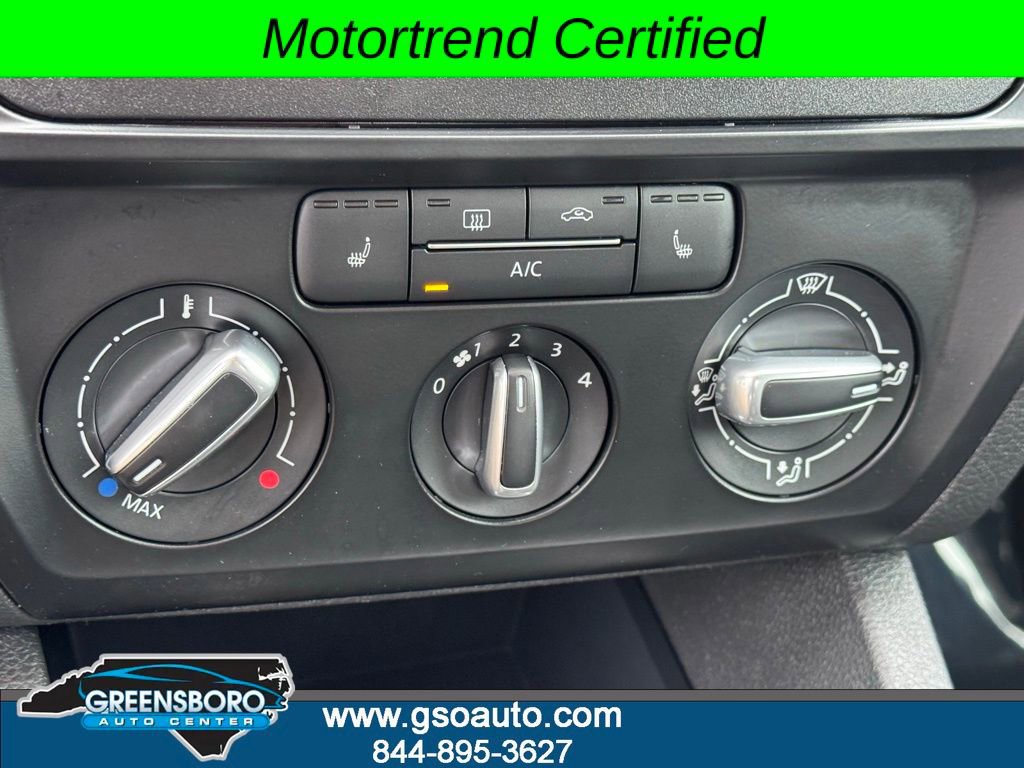 Used 2017 Volkswagen Jetta SE FWD image 17