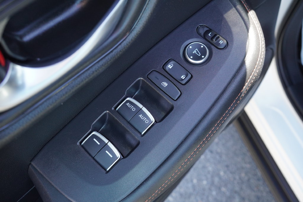Used 2025 Honda HR-V Sport image 17