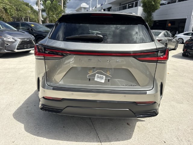 Certified 2025 Lexus NX 250 FWD w/ Accessory Package (Z2) image 24
