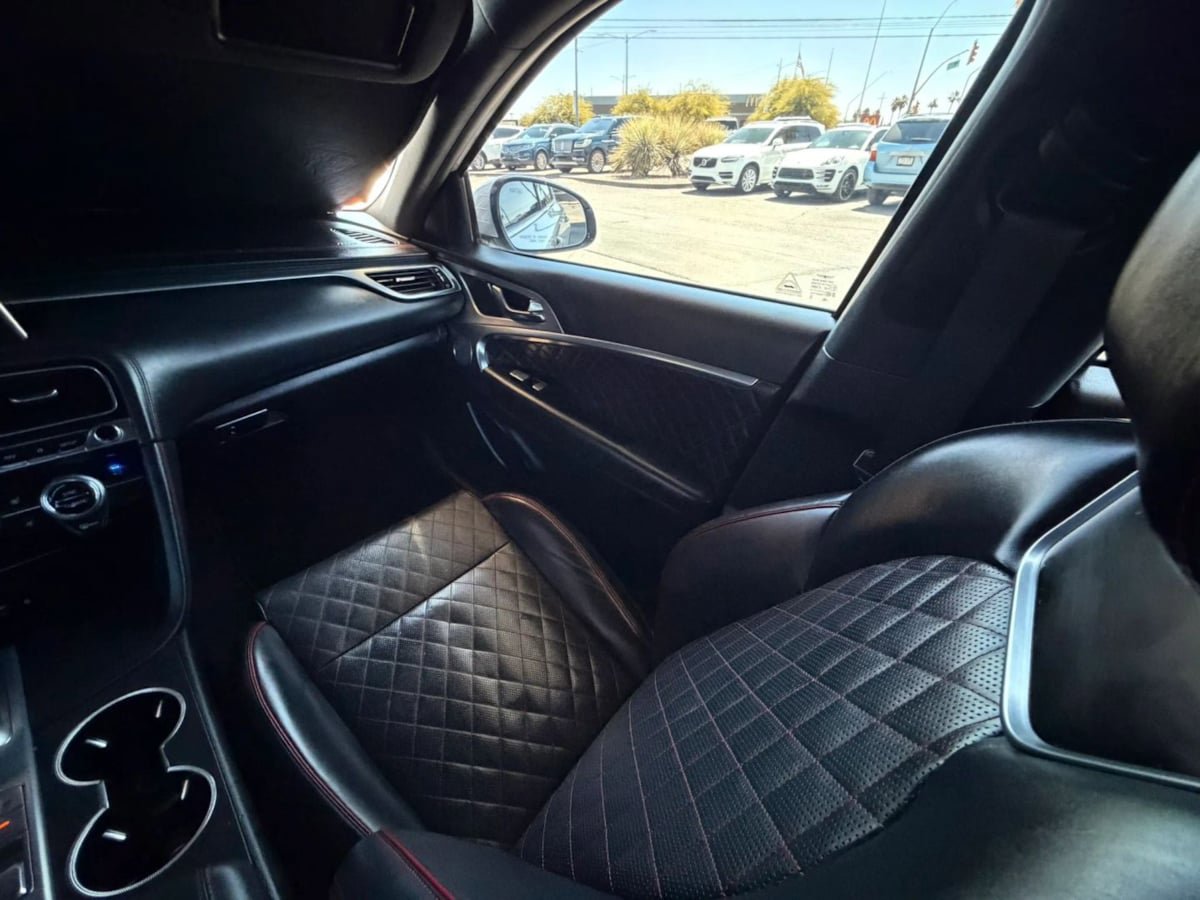 Used 2019 Genesis G70 3.3T Advanced w/ Sport Package RWD image 39