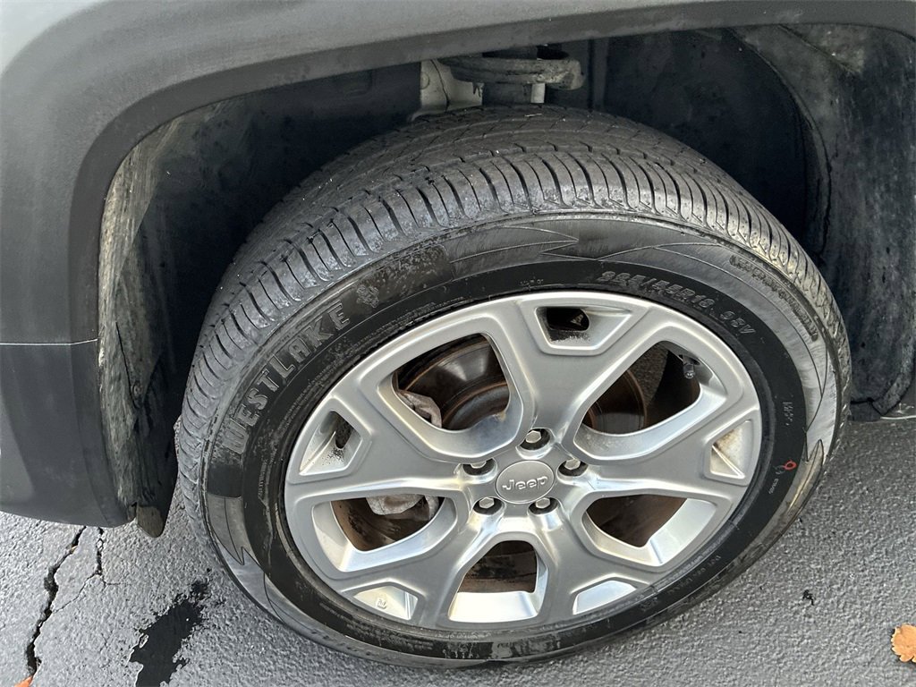 Used 2020 Jeep Renegade Limited image 10