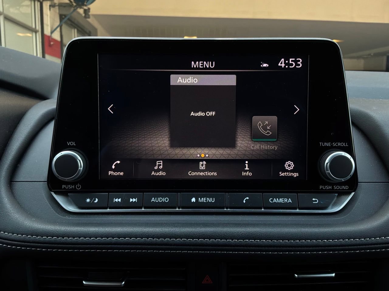 Used 2025 Nissan Rogue SV FWD image 29