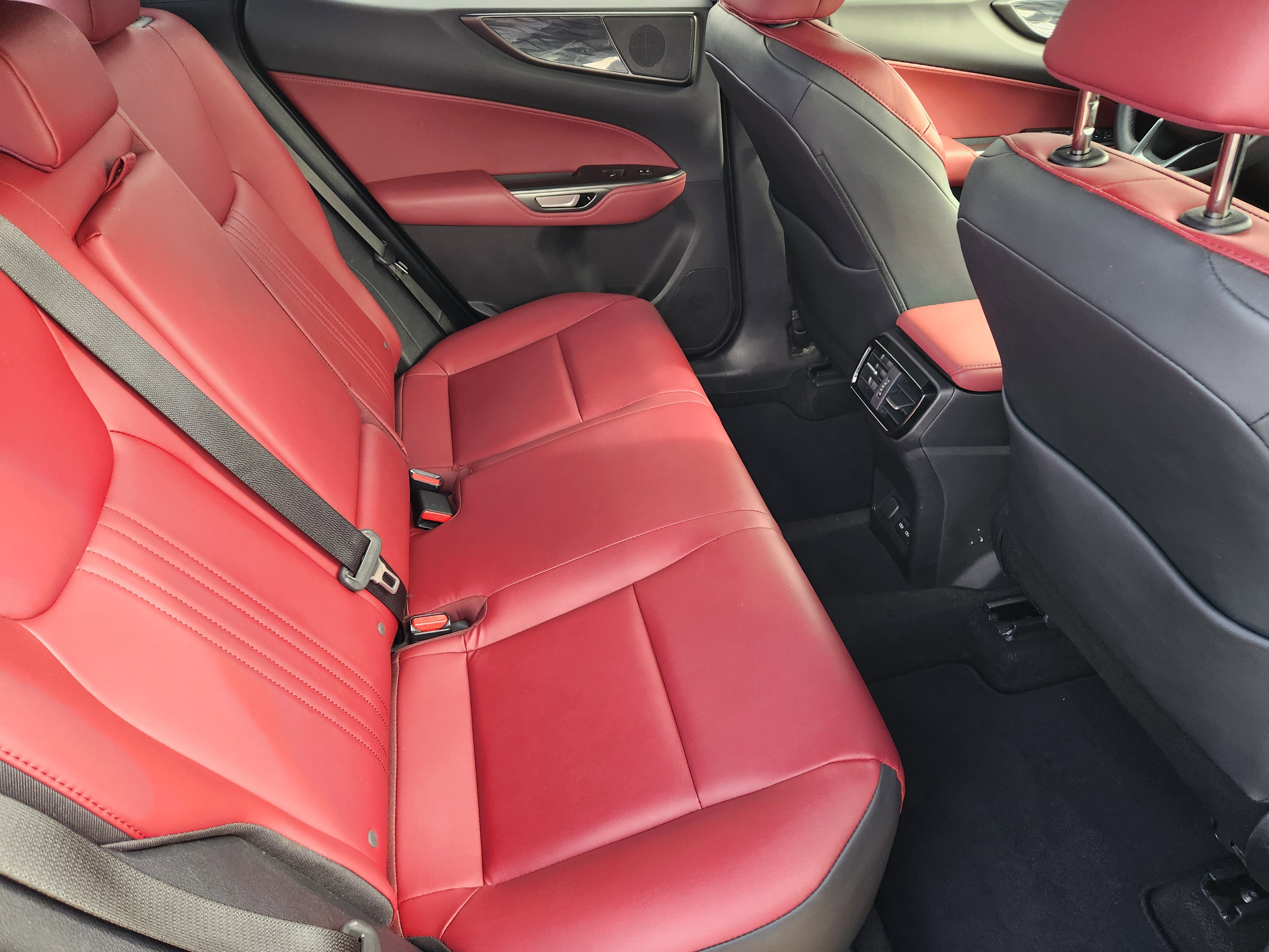 Used 2024 Lexus NX 250 FWD w/ Premium Package image 38