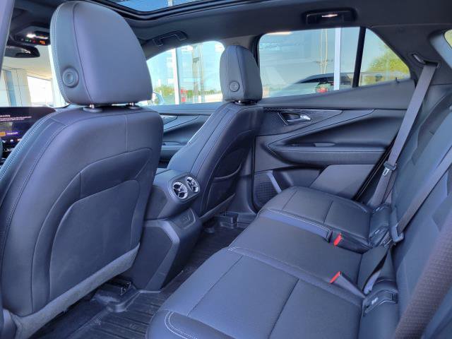 Used 2025 Chevrolet Blazer EV LT AWD/4WD image 30