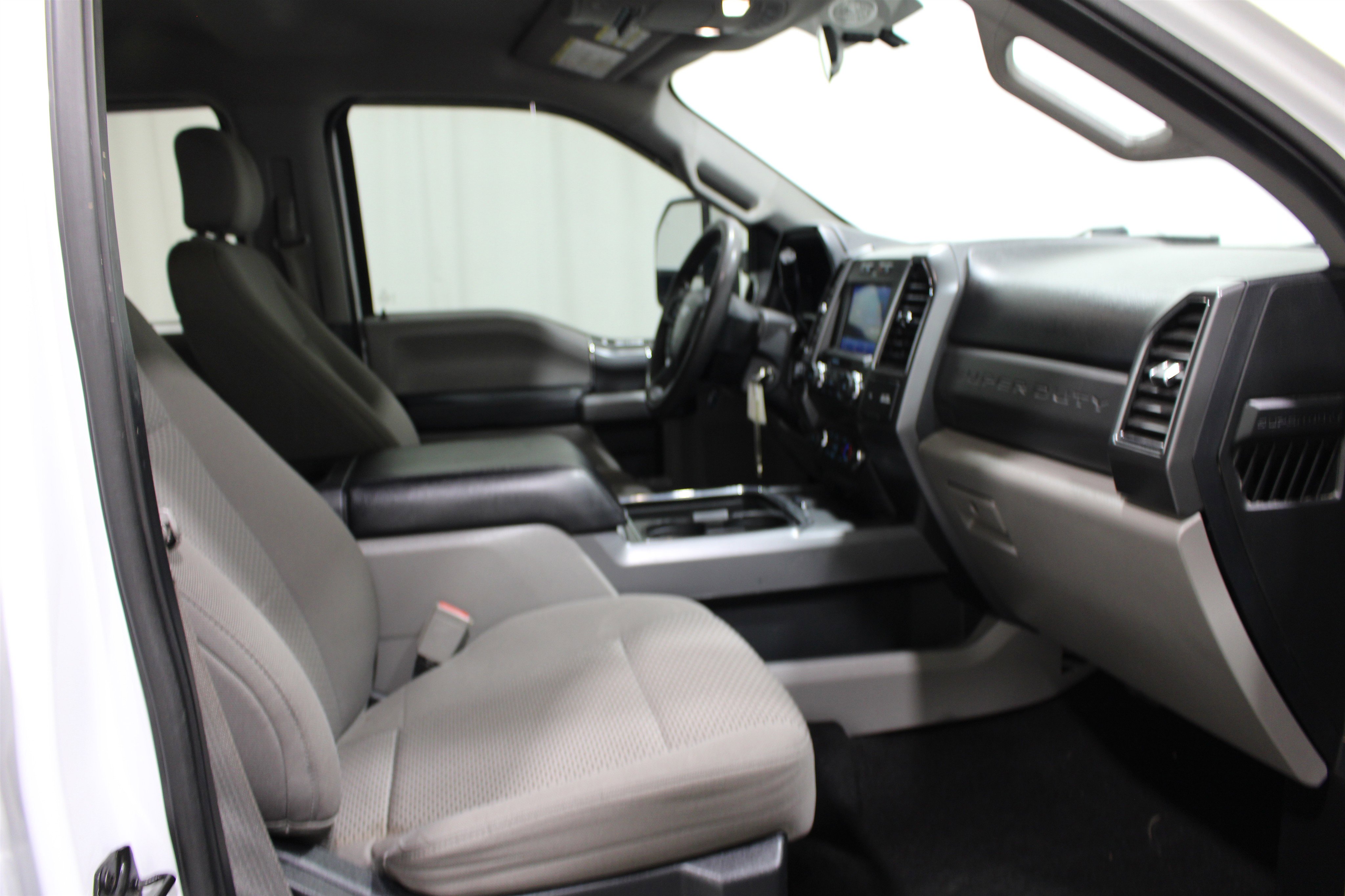 Used 2019 Ford F250 XLT w/ XLT Premium Package image 25