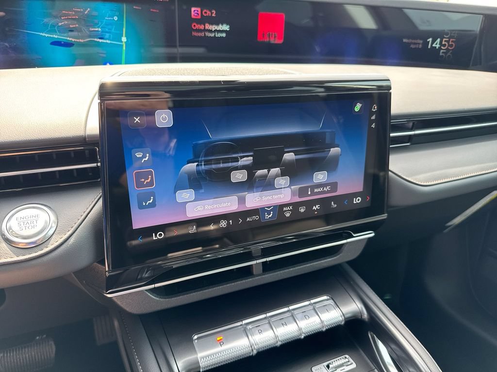 New 2026 Lincoln Nautilus Reserve w/ Jet Appearance Package AWD/4WD image 17