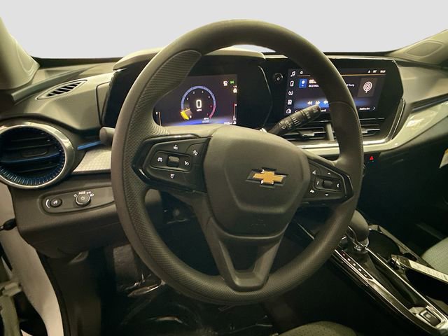 New 2026 Chevrolet Trax LT w/ LPO, Blackout Package image 12