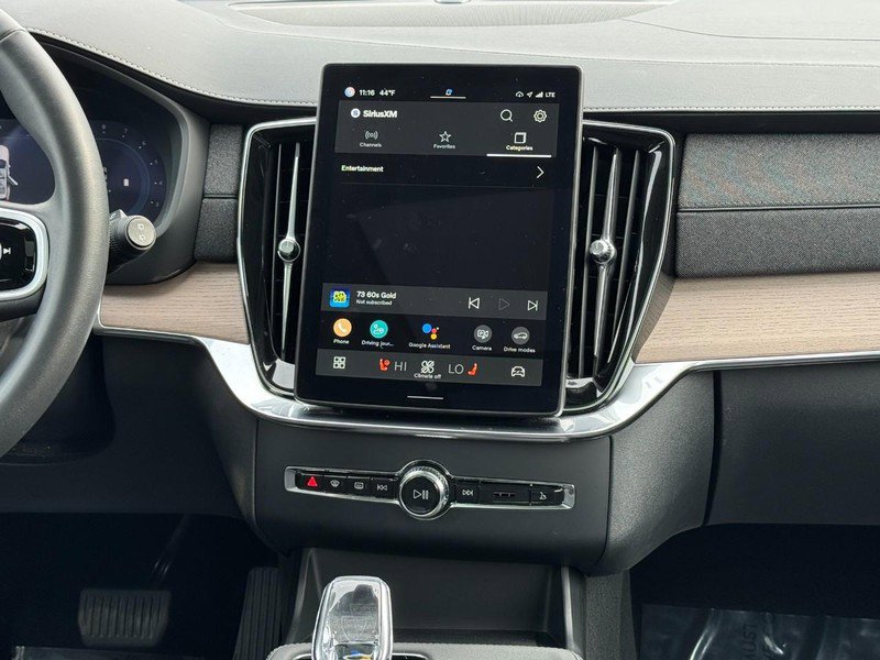 Certified 2025 Volvo XC90 B5 Plus image 14